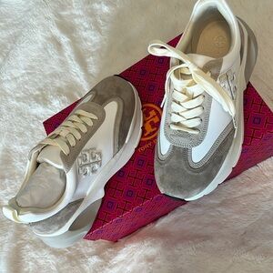 Tory Burch Good Luck Trainers/Sneakers Size 7.5  White/Ivory New in Box